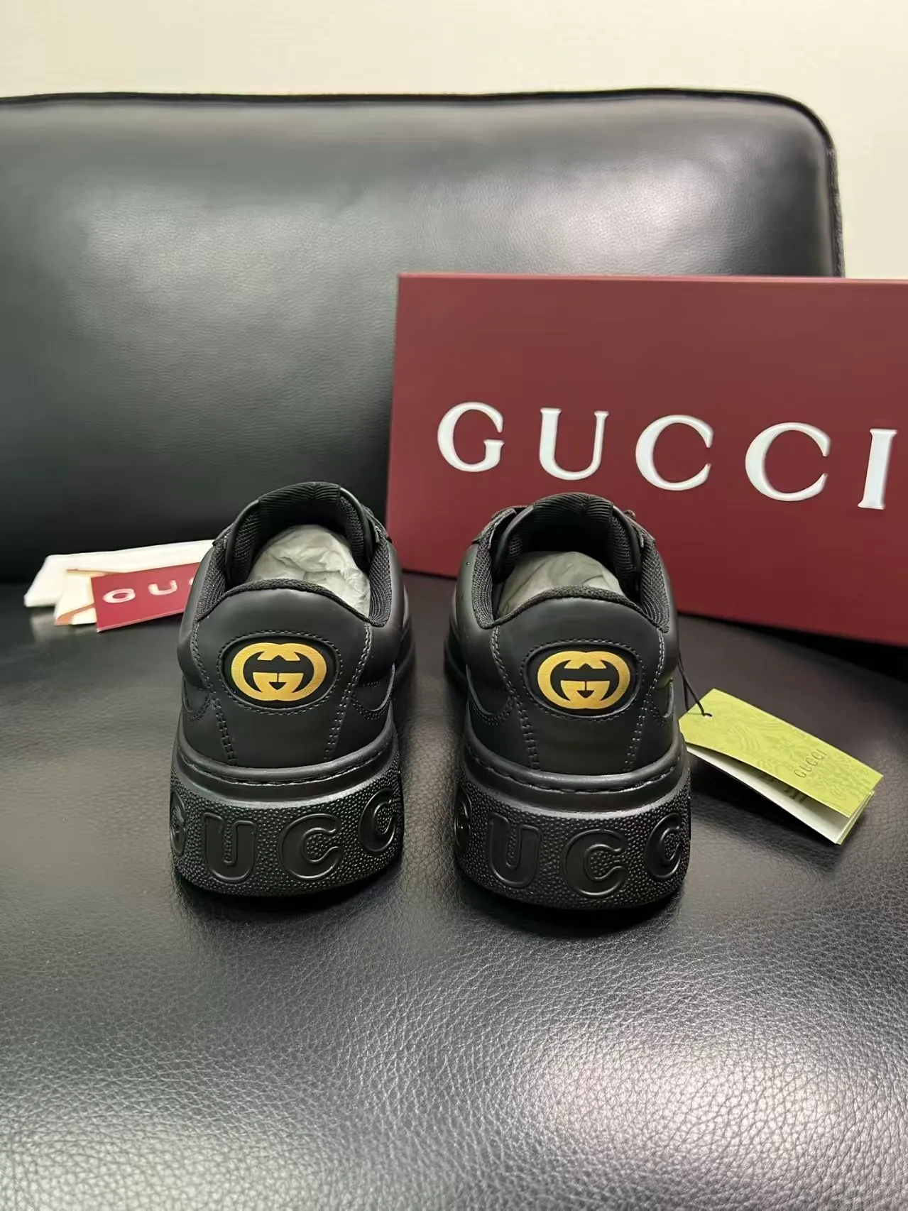 Men's Men's Shoes💰440【New Style】🎍🎍New Gucci Men's Shoes GUCCI [Lightning] The latest shoes are shipped. Original quality, fashionable, special materials, inner mesh, brand new packaging. The foot feels super comfortable and the workmanship is impeccable. Size: 38-45